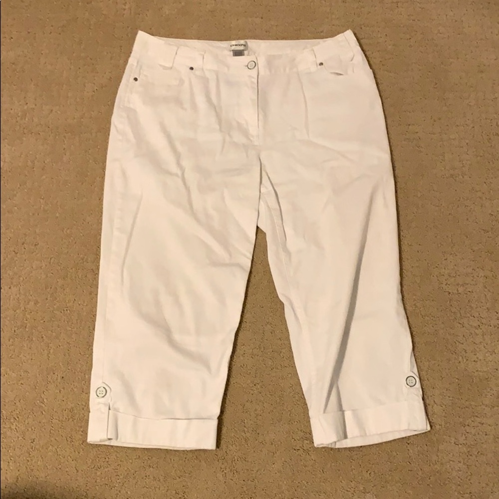 Chico’s White Capris Jeans